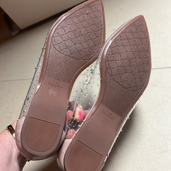 NWOT clear/tan/rhinestone flats. - Picture 6 of 7